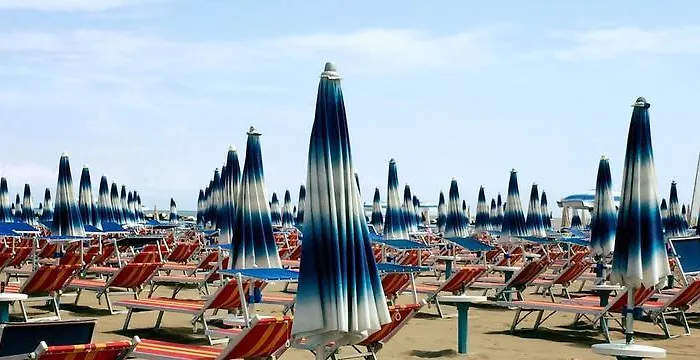 Happy Camping Village Parco vacanze 4*