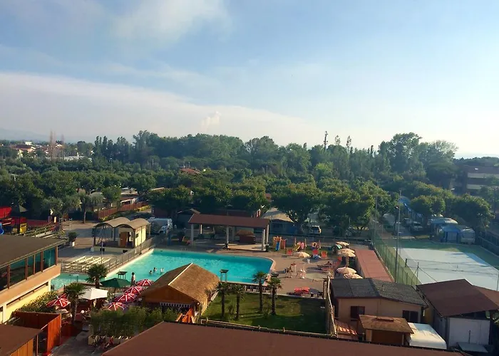 Happy Camping Village